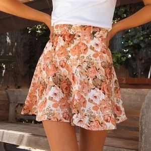 Floral flowing high waisted skirt!